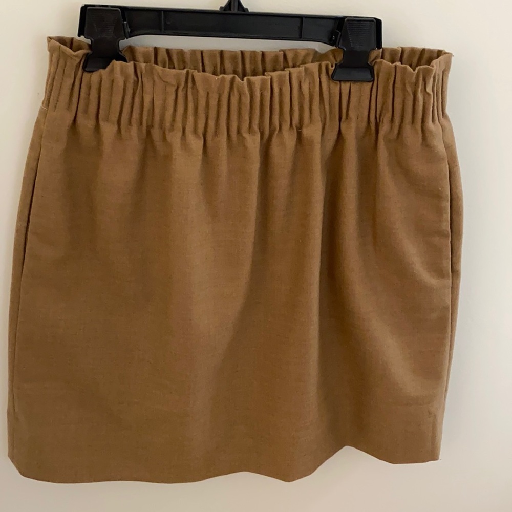 JCrew skirt - camel color with pockets